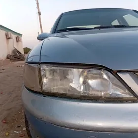 Far opel wektra b