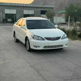 Toyota Camry 2005