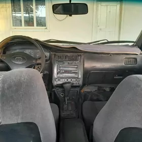 Toyota Corona 1992