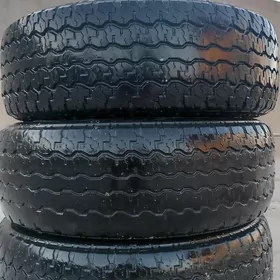 dunlop 275/70/16