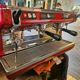 SIMONELLI Kofe aparat