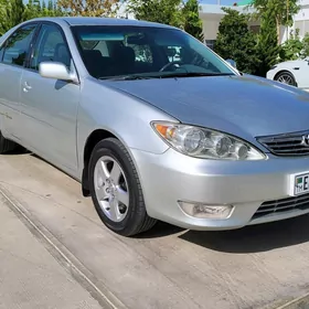 Toyota Camry 2005