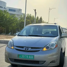 Toyota Sienna 2006