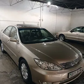 Toyota Camry 2003