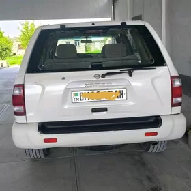 Nissan Pathfinder 2001