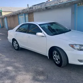 Toyota Camry 2005