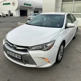 Toyota Camry 2015