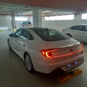 Hyundai Sonata 2021