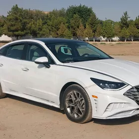 Hyundai Sonata 2021