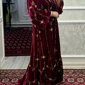 Gyz koynekler