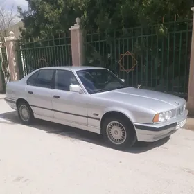 BMW 525 1990