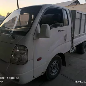 Kia Bongo 2005