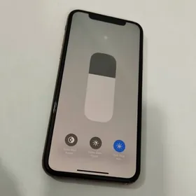 IPhone Xs 77%