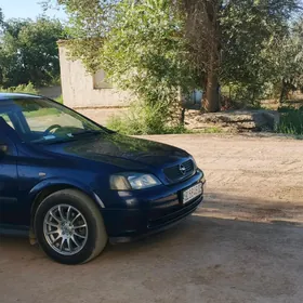 Opel Astra 2001