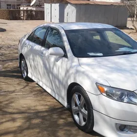 Toyota Camry 2010