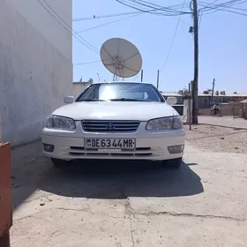 Toyota Camry 1999