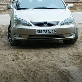 Toyota Camry 2004