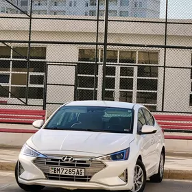 Hyundai Elantra 2020