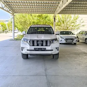 Toyota Land Cruiser Prado 2019