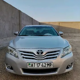Toyota Camry 2010