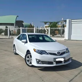 Toyota Camry 2013