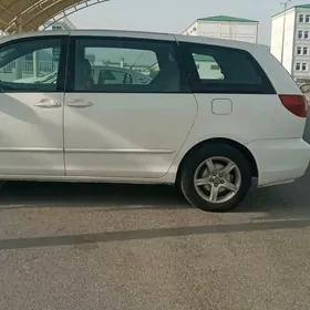 Toyota Sienna 2009