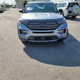 Ford Explorer 2021