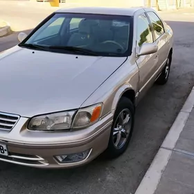 Toyota Camry 1999