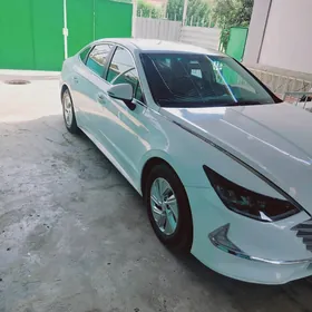 Hyundai Sonata Hybrid 2020