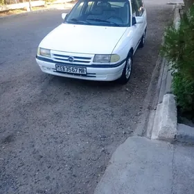 Opel Astra 1993
