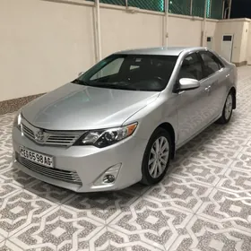 Toyota Camry 2013