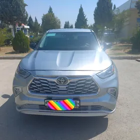 Toyota Highlander 2020