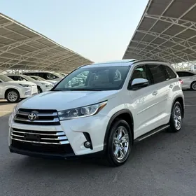 Toyota Highlander 2019