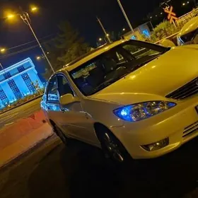 Toyota Camry 2005