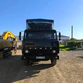Kamaz 5320 1986