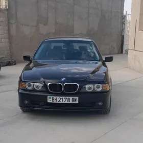 BMW E39 2001
