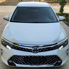 Toyota Camry 2017