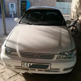 Toyota Corona 1995