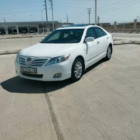 Toyota Camry 2010