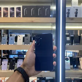 SAMSUNG A55