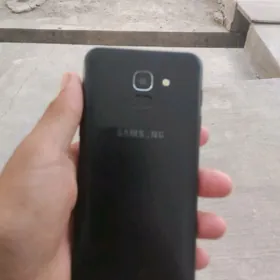 Samsung   j6