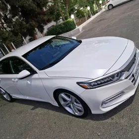 Honda Accord 2019