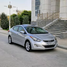 Hyundai Elantra 2012