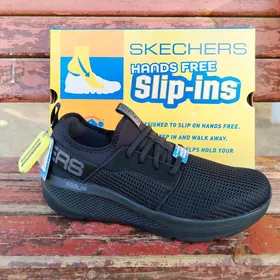 Skechers