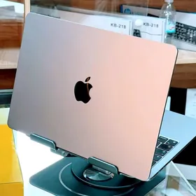 MacBook Air / M4 / 256 SSD