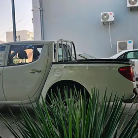 Mitsubishi L200 2007