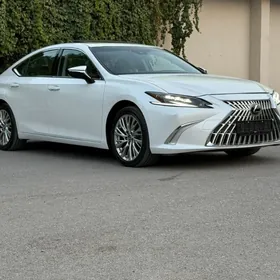 Lexus ES 350 2019