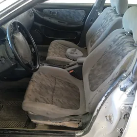 Nissan Bluebird 1995