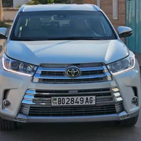 Toyota Highlander 2019