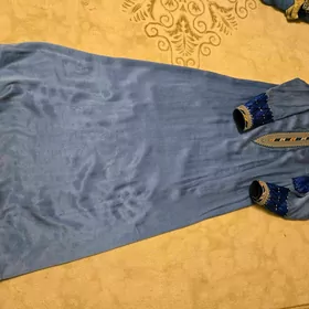 платья